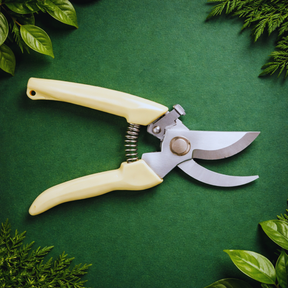 Bypass Pruning Shears White